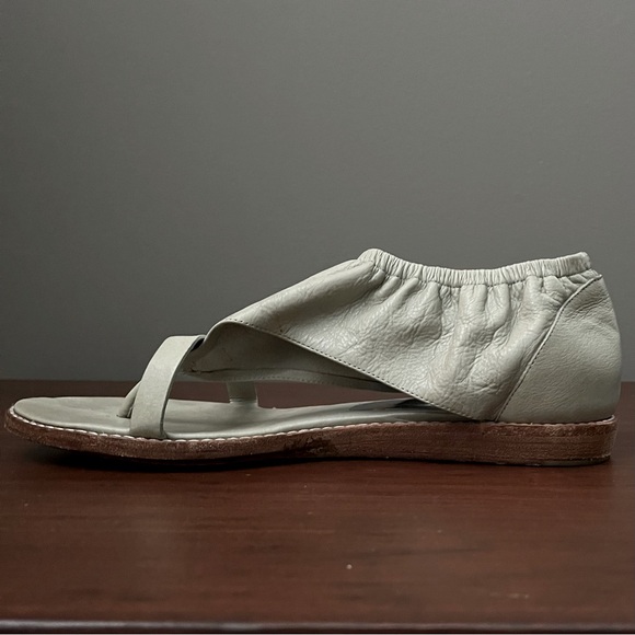 Botkier - Vintage - Ruffle Thongs from Early Collection - Size 9 - Picture 2 of 11